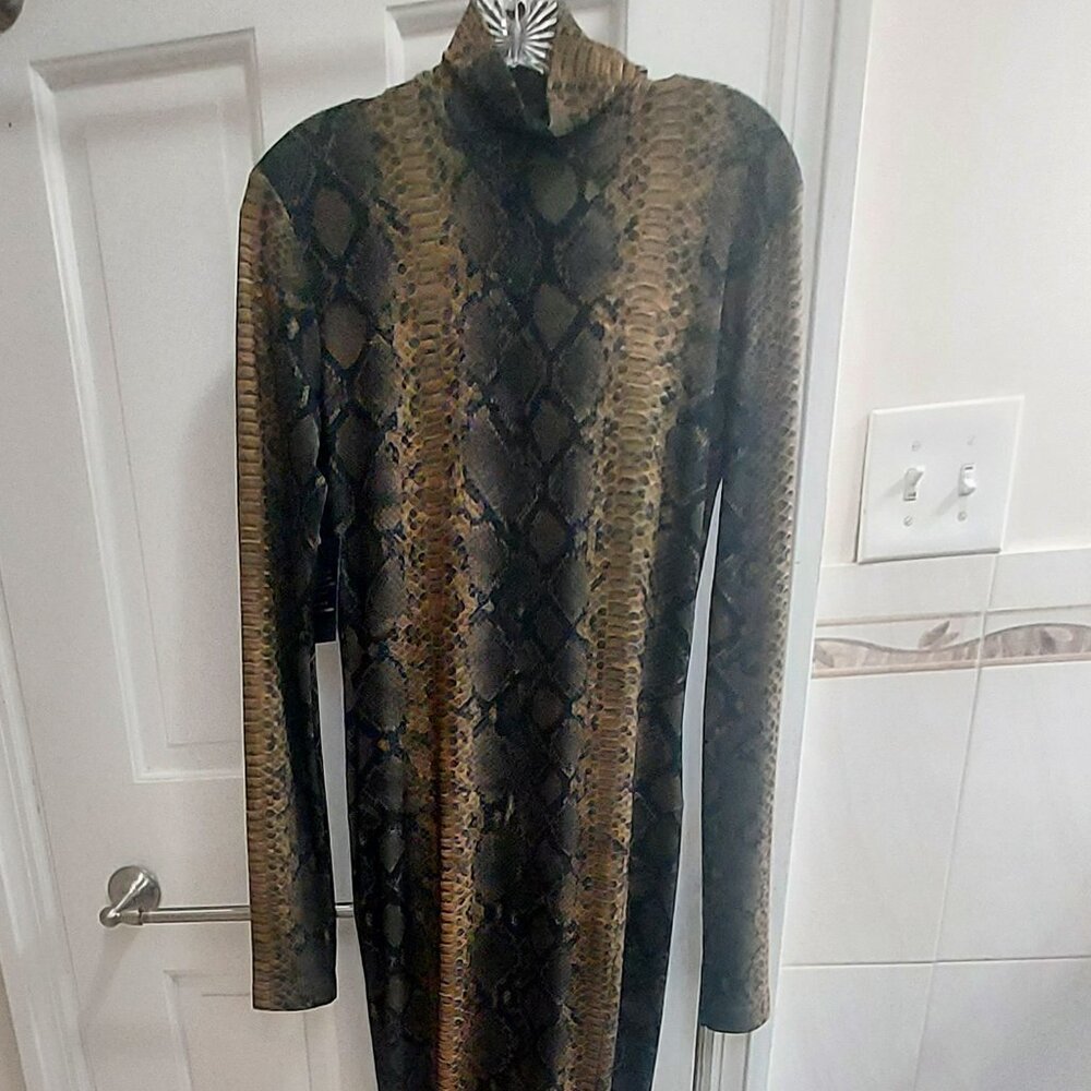 Norma Kamali Snake Python Turtleneck Long Sleeve … - image 3